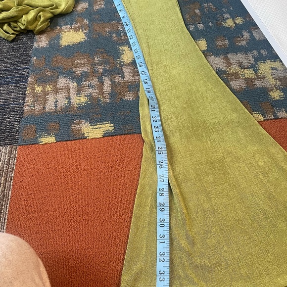 Princess Polly green high waisted flare pants size 6 | NWOT - Picture 9 of 9